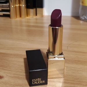 Estee Lauder lipstick 💄